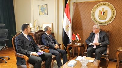 وزير التعليم العالي يستقبل سفير المغرب لبحث تعزيز العلاقات الأكاديمية والبحثية بين الجانبين