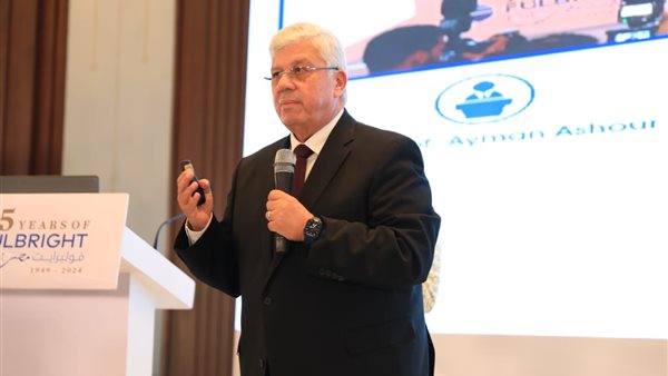 الدكتور محمد أيمن