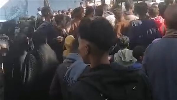 لحظة تشييع جثمان