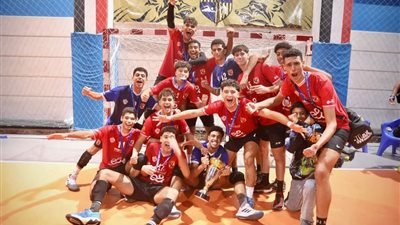 شباب طائرة الأهلي 17 سنة يتوجون ببطولة القاهرة│صور