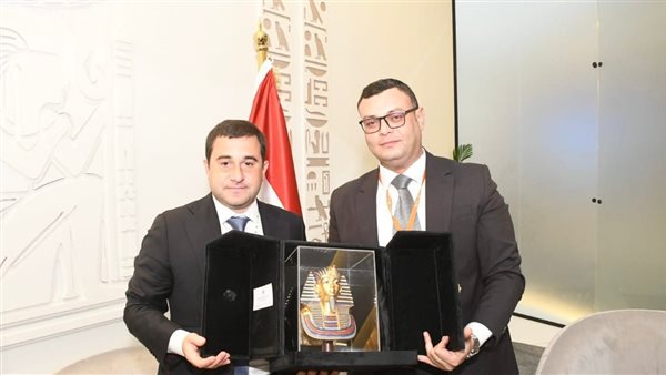 وزير الإسكان