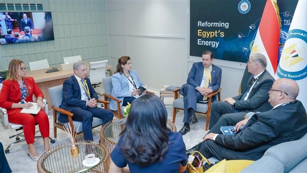 خلال اللقاء