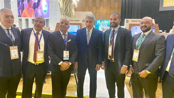 وزير السياحة يفتتح