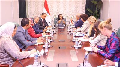 وزيرة التضامن تلتقي الممثل الخاص للاتحاد الأوروبي لحقوق الإنسان