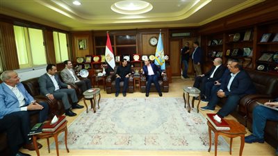 محافظ كفر الشيخ يستقبل وزير الرياضة | صور