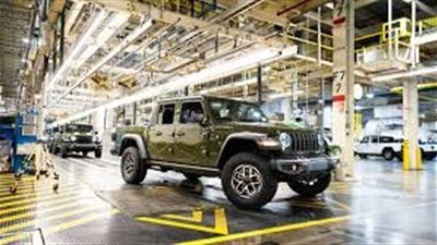 جيب تعتزم تسريح 1100 عامل بمصنع في أمريكا