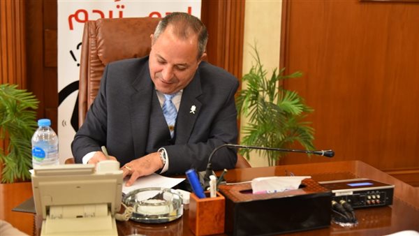 محافظ بورسعيد 