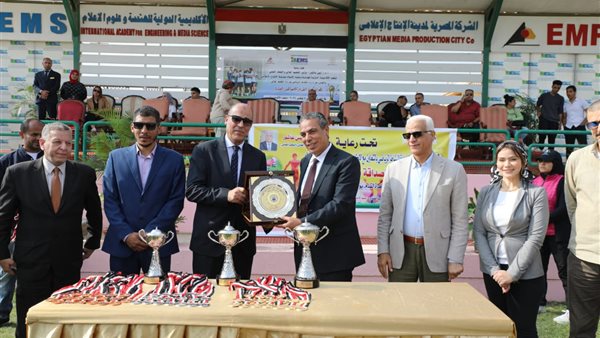 جانب من التكريم 