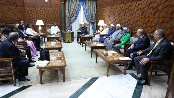 الدكتور أحمد الطيب