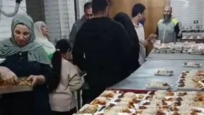 مطبخ الخير بالسويس يجهز 1000 وجبة لتوزيعها على غير القادرين| بث مباشر