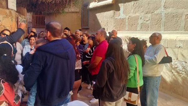 زيارة المقدسات الدينية