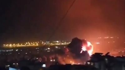 طيران أمريكي بريطاني يستهدف معسكرات في العاصمة اليمنية صنعاء