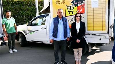 الكرتونة بـ150 جنيها.. محافظ البحيرة تتفقد اصطفاف السيارات المتنقلة لبيع بيض المائدة
