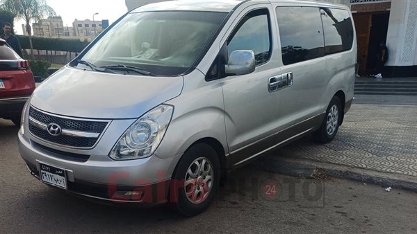 جنازة والدة الإعلامية