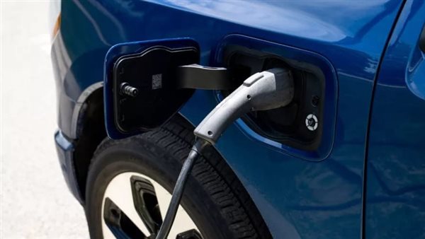 سيارات كهربائية -