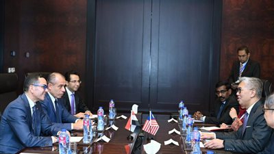 مصر وماليزيا تبحثان التعاون في مجال صناعة أشباه الموصلات وتفعيل اللجنة المشتركة بداية 2025
