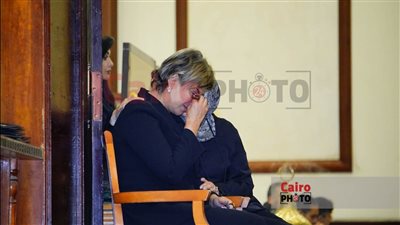 لميس الحديدي ورضوى الشربيني أبرز الحضور في عزاء والدة مفيدة شيحة| بث مباشر