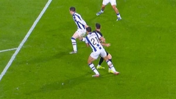 هدف ليفاندوفسكي الملغي