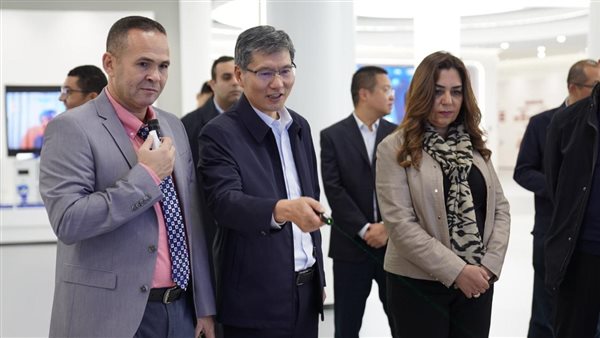 جانب من الزيارة