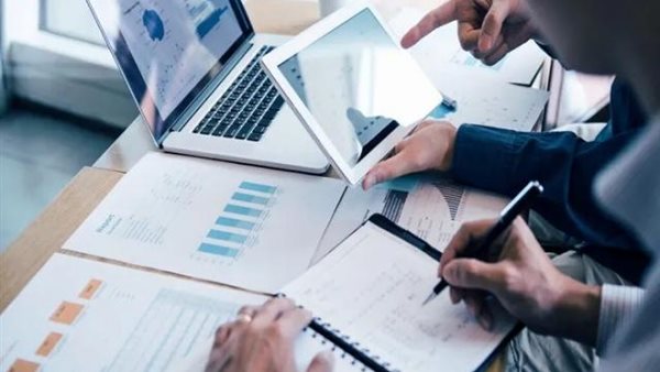 وظائف البنوك - تعبيرية