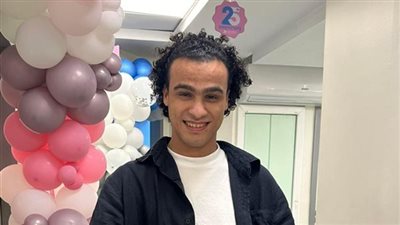 مشكلة في التنفس منذ ولادتها.. أسباب وفاة ابنة الشاعر مصطفى حدودتة