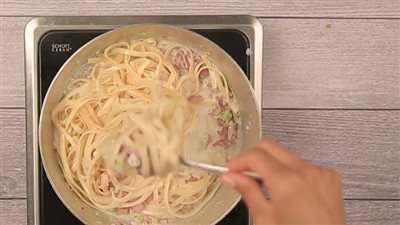 وصفة بالكريمة.. خطوات تحضير المكرونة بالبسطرمة والجبنة الرومي