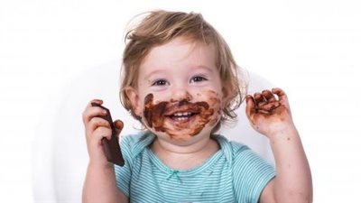 فوائد تناول الشوكولاتة في الصباح للأطفال 