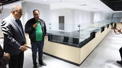 محافظ المنيا يتفقد أعمال تطوير مكتب البريد الرئيسي لتقديم أحدث الخدمات للمواطنين