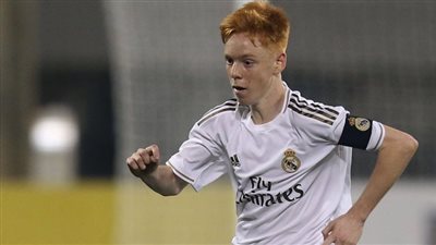 رسالة مؤثرة من لاعب ريال مدريد بعد اعتزاله بعمر 19 عامًا