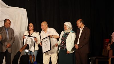 اليوم يستكمل مهرجان طيبة الدولي للفنون التلقائية ومسرح الطفل فى أسوان