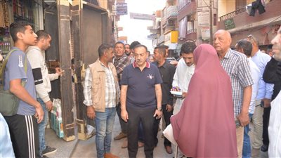 محافظ أسيوط يترأس حملة إشغالات بمنطقة السادات ويوجه برفع السيارات المٌكهنة 
