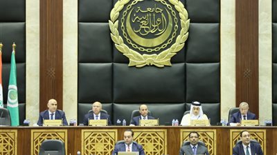 كامل الوزير يكشف تفاصيل مشروعات الربط السككي مع دول الجوار