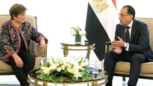 رئيس الوزراء ومديرة