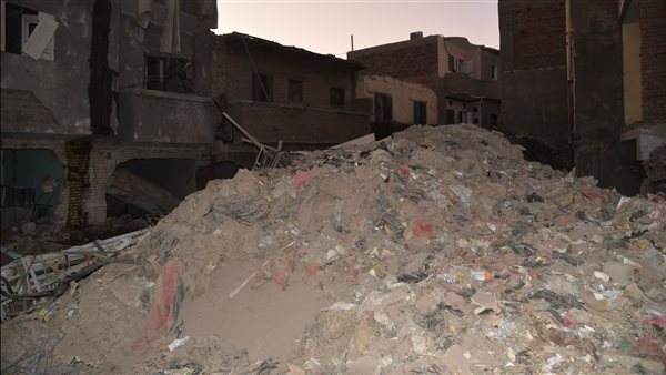 انهيار سنترال وتصدع