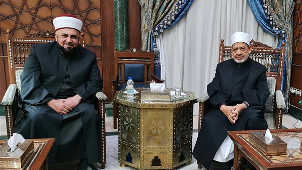 الدكتور أحمد الطيب