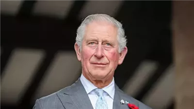 لماذا يحتفل الملك تشارلز بعيد ميلاده مرتين؟