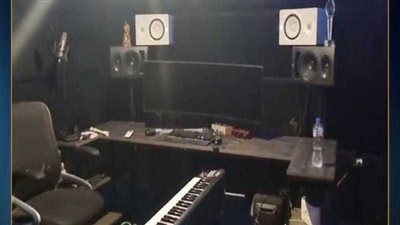 استديوهات تسجيل صوتي وتليفزيوني.. ضبط سيدة لاتهامها بإدارة شركة إنتاج فني دون ترخيص بالجيزة