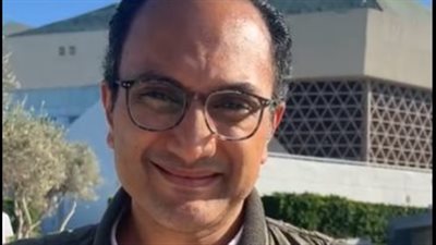 منسق الإعلام بمكتبة الإسكندرية: ركن القراءة صممناه بشكل مختلف ليكون جسرا للتواصل بين الماضي والحاضر والمستقبل| بث مباشر 