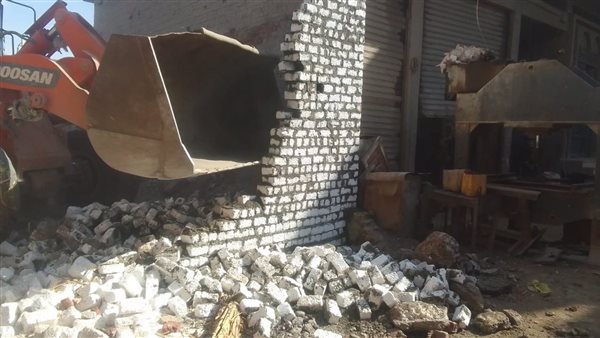 إزالة 22 حالة تعدٍ