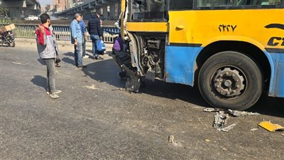 عودة الحركة المرورية بطريق مصر إسكندرية الزراعي إلى طبيعتها بعد حادث تصادم 