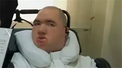 بعد وفاته بمرض نادر.. من هو الدكتور عمار بوقس؟ 