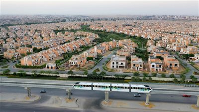 رئيس القاهرة الجديدة: استمرار تطوير المنظومة العقارية للارتقاء بخدمات المواطنين والمستثمرين