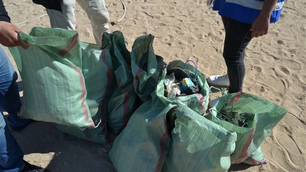 حملة تنظيف الشواطئ