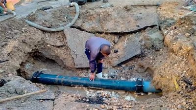 كسر مفاجئ يتسبب في انقطاع المياه عن عدة مناطق بمدينة نصر