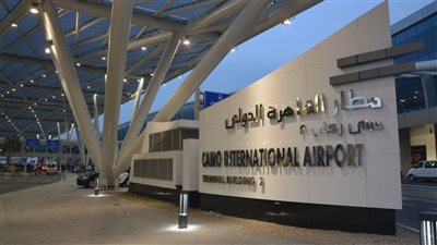 وزير الطيران: إطلاق إنترنت مجاني Wi-Fi في مطار القاهرة لتوفير الاتصال للمسافرين