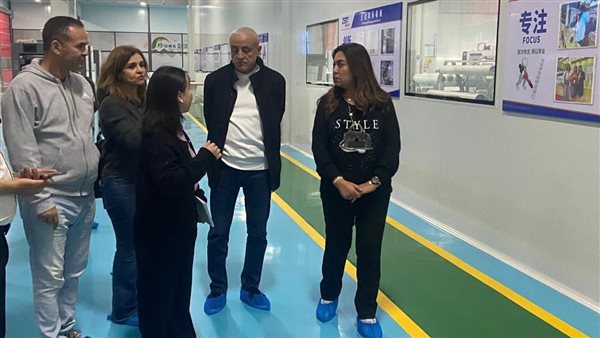 محافظ الأقصر في الصين