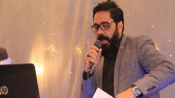 النائب السابق محمود