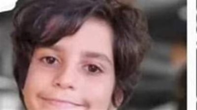 صدمتهما سيارة.. مصرع طفل وإصابة شقيقته خلال عبورهما الطريق بالقليوبية