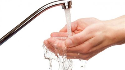 عضو بالأزهر للفتوى توضح الفرق بين الغسل المجزئ والمسنون