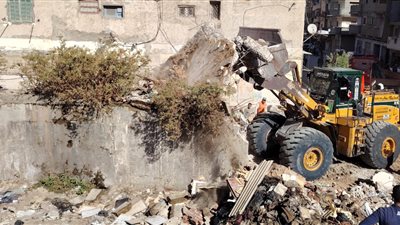 إزالة 100 محل آيل للسقوط في الإسكندرية 